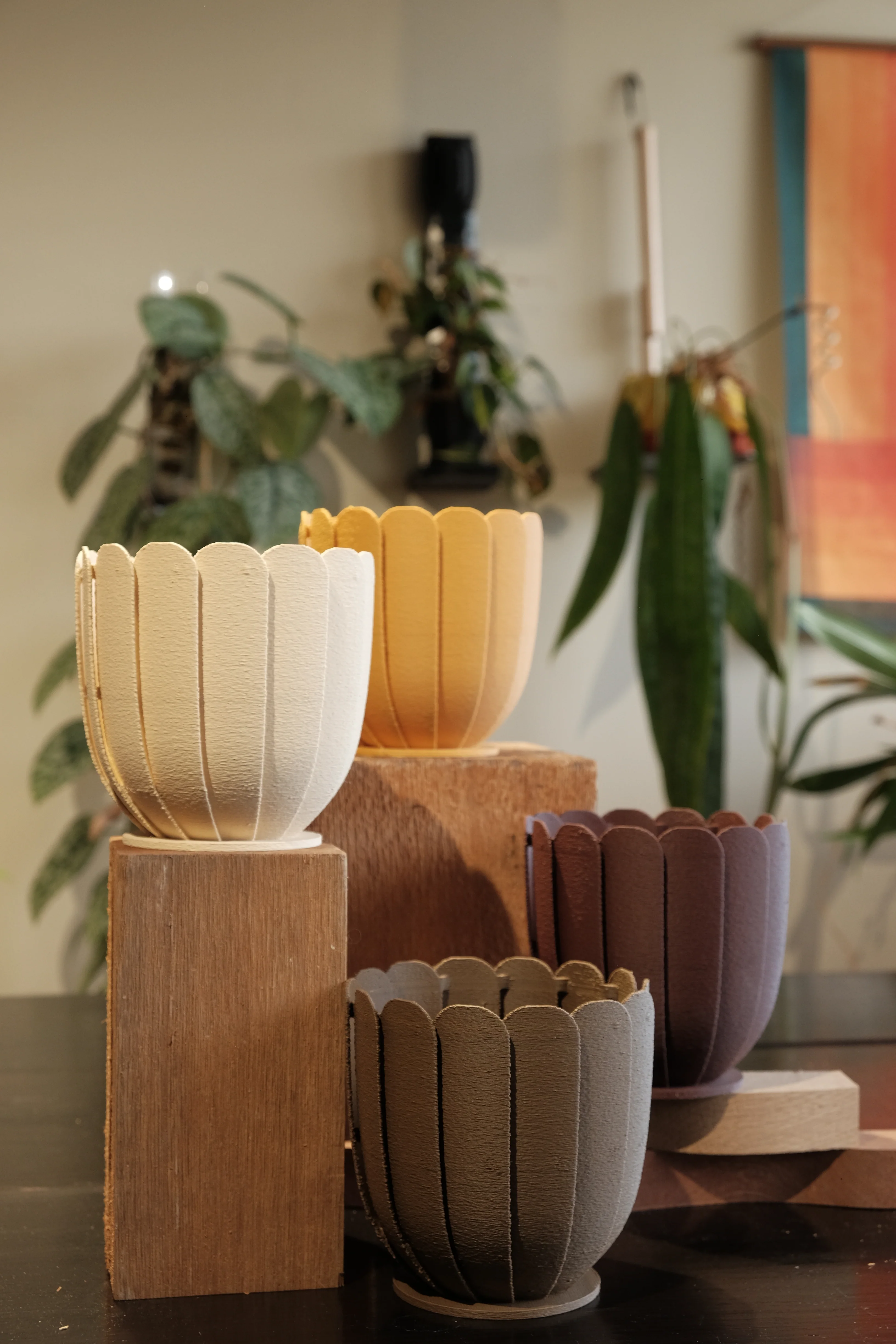 Mini Rousseau Petal Pot - Image 3